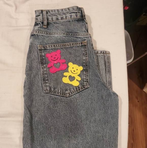 Zara Patch Jeans - Picture 1 of 3